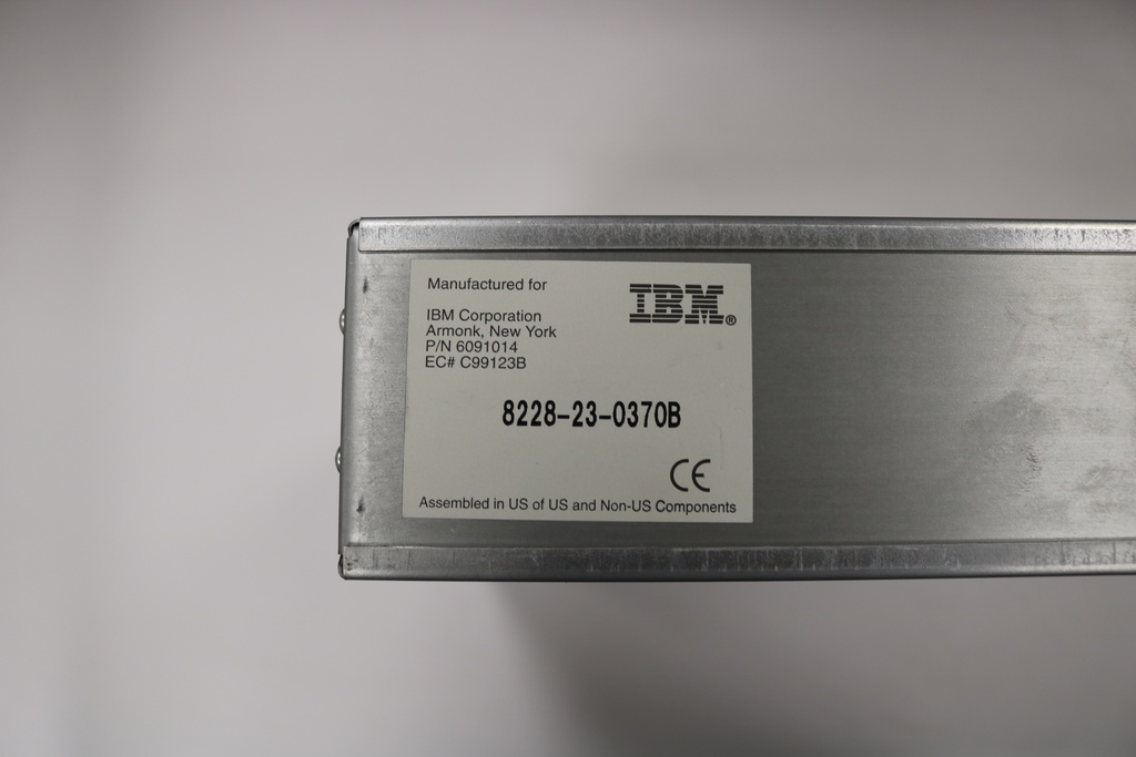 IBM 8228 8 PORT TOKEN RING MAU 8228-23-0370B MULTI ACCESS UNIT