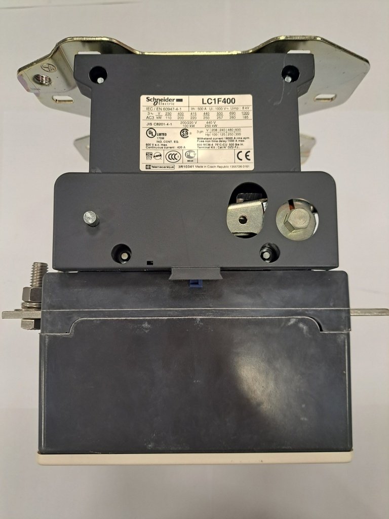 CONTACTOR 3 WAY 100/220VAC-100KW, 440VAC-250KW. COIL VOLTAGE: 220/230VAC. PLUS AUX CONTACT LADN22