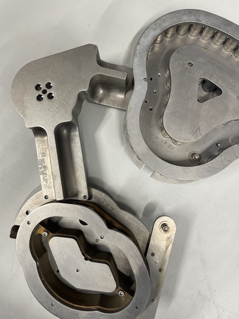 AMAT 0010-34618 MAGNET ASSY