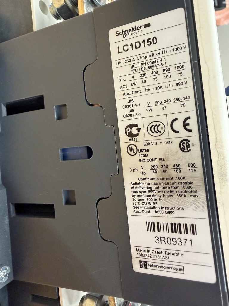 LC1D150 Schneider Electric 150A 600V 125HP 3P IEC Contactor