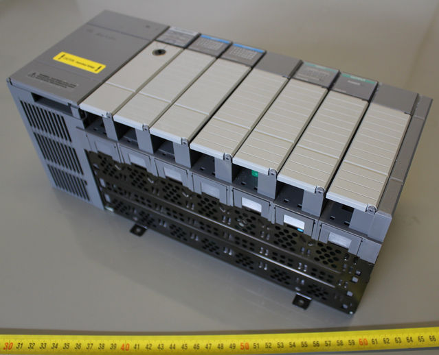 POWER SUPPLY SLC 500 7-SLOT RACK1746-A7 + 1746-P2, USED