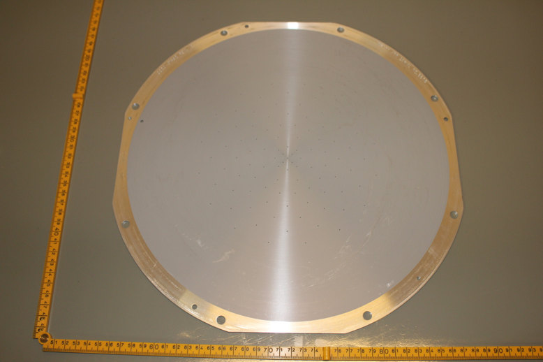 GAS DISTRIBUTION PLATE, 101 HOLES, USED