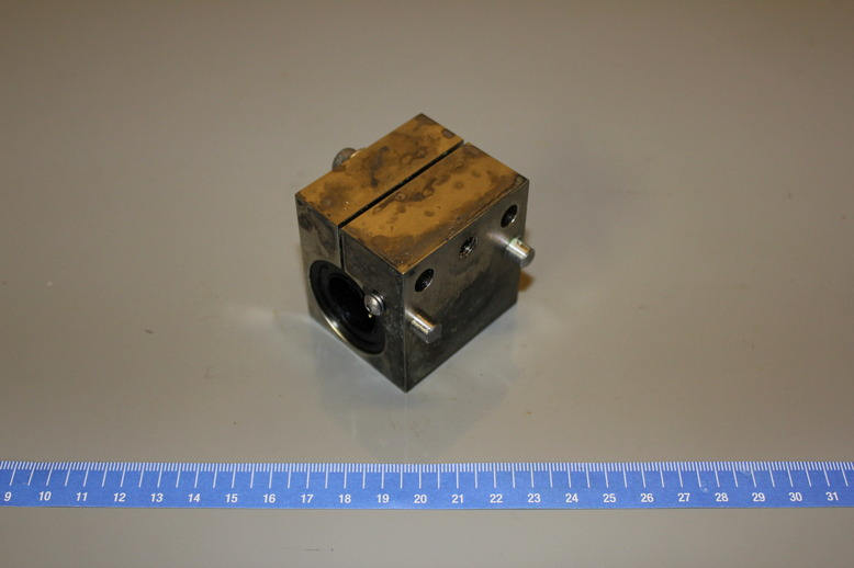 BEARING BLOCK SPINDLE DRIVE