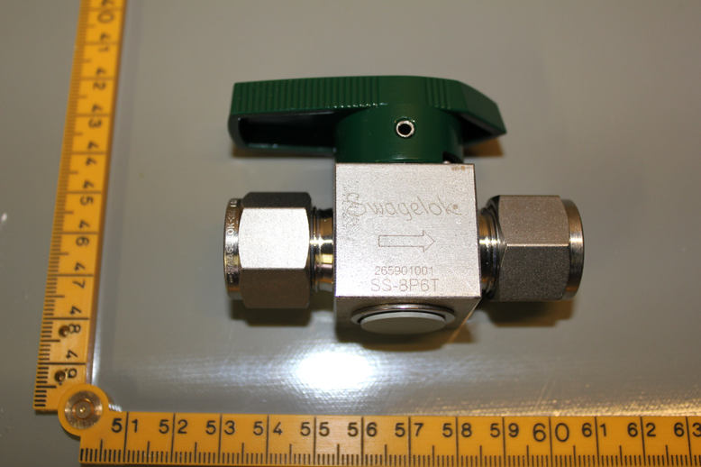 SS QUARTER TURN INSTRUMENT PLUG VALVE 1/2 in. TUBE, 4.4 Cv