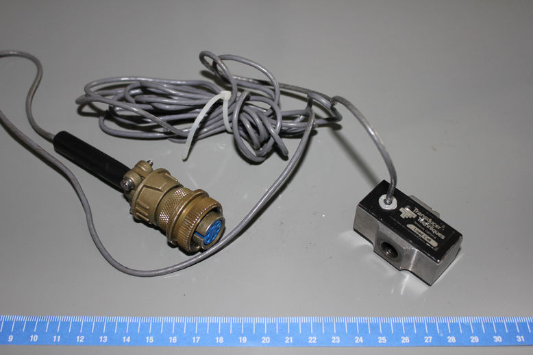 LOAD CELL MINI LOW PRO 1000LBS, USED