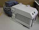 LEYBOLD D25B TRIVAC ROTARY VANE VACUUM PUMP