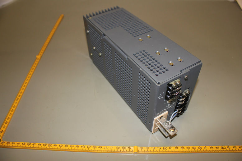 REGULATED POWER SUPPLY