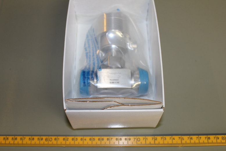 SS BELLOWS SEALED VALVE, GASKETED, 1/2" VCO, SC11