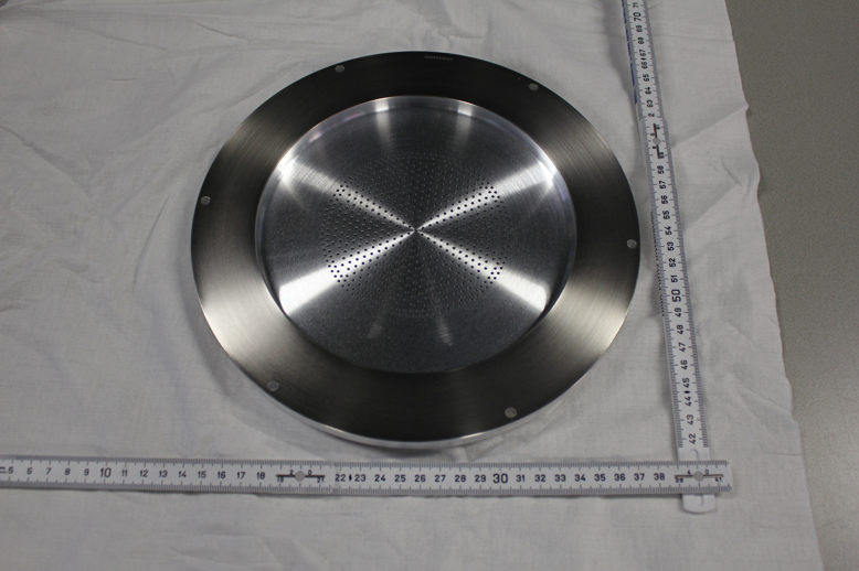 PERF PLATE 100mm BW  B30404B034