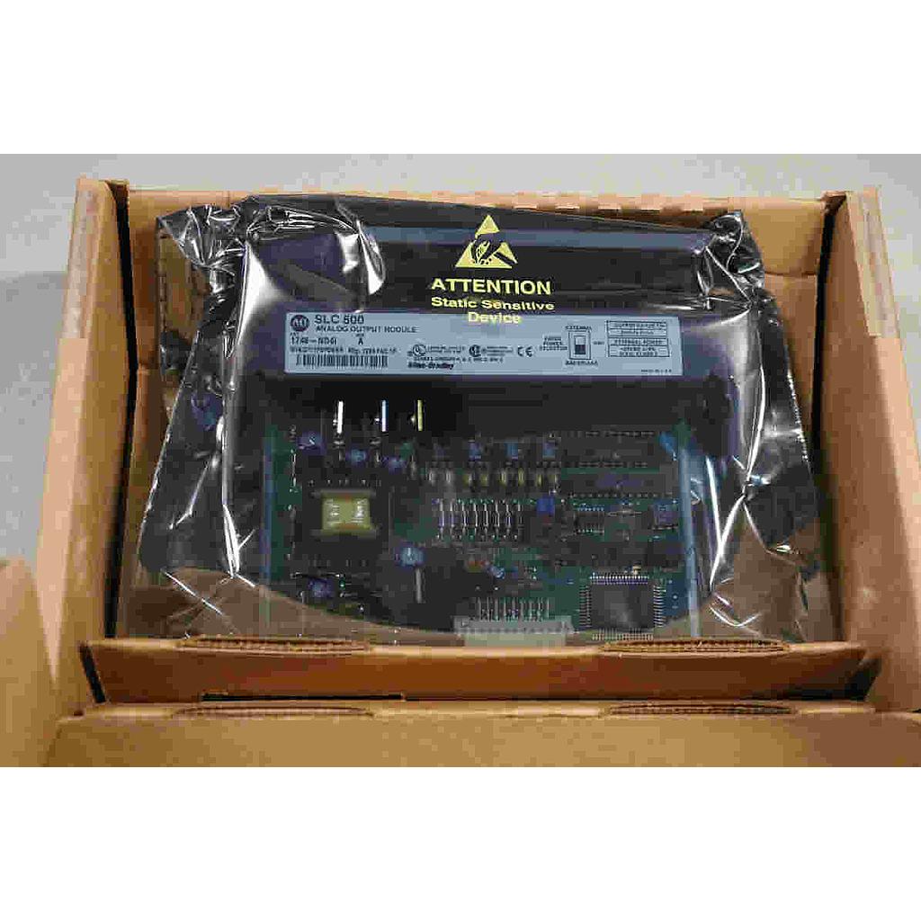 SLC 500 PLC I/O MODULE 4 INPUTS F31300058