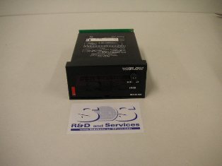 WATLOW DIGITAL TEMPERATURE CONTROLLER 8B15-011J-0104 RANGE: 0-399.9