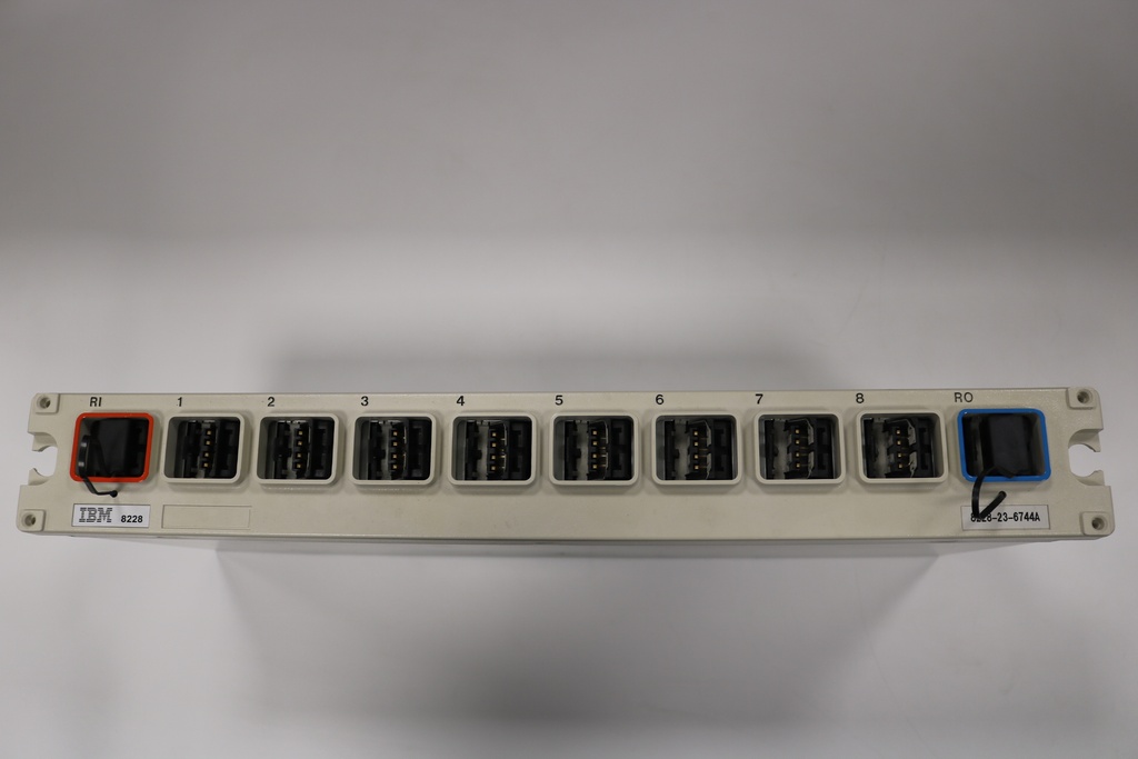 FSI Polaris - IBM 8228 8 PORT TOKEN RING MAU 8228-23-6744A MULTI ACCESS UNIT