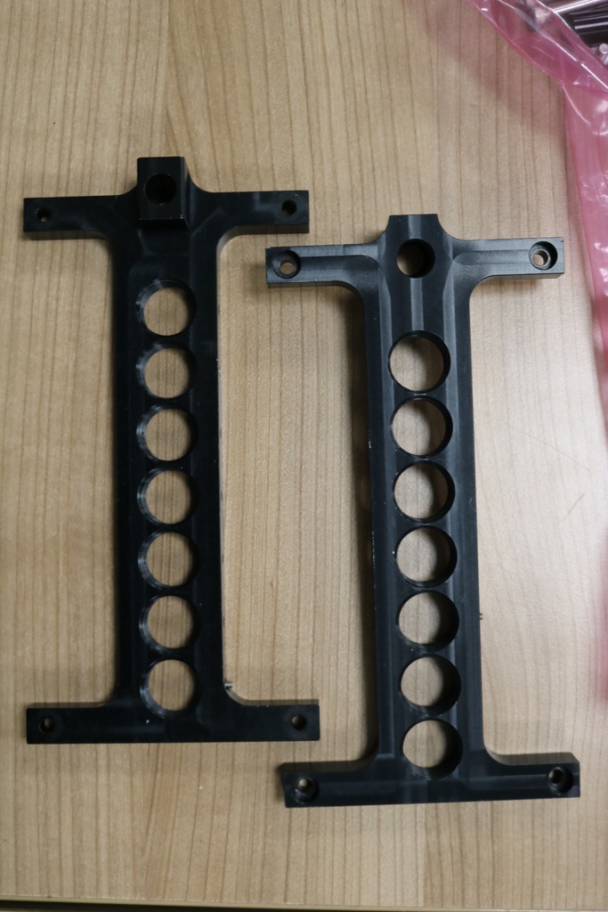 MOUNTING BRACKET FOR PYROMETER SYSTEMS