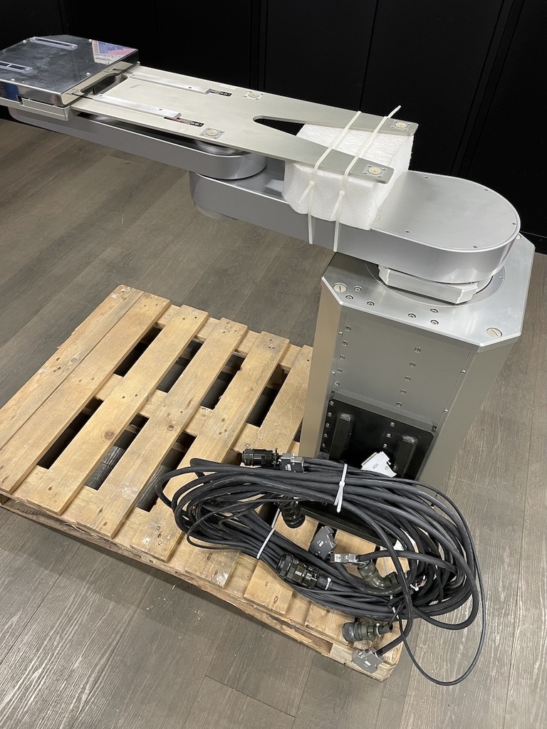 AMAT ROBOT & CONTROLLER AKT 1600 AR-3GS+Y