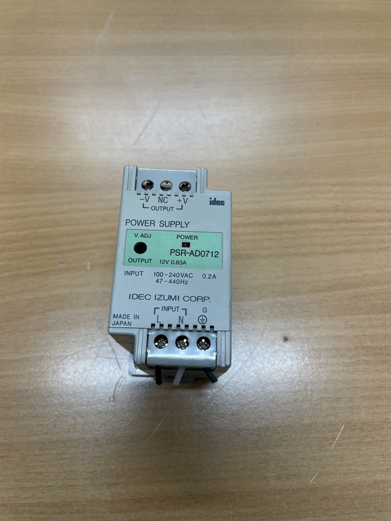 IDEC IZUMI PSR-AD0712 DC OUTPUT POWER SUPPLY