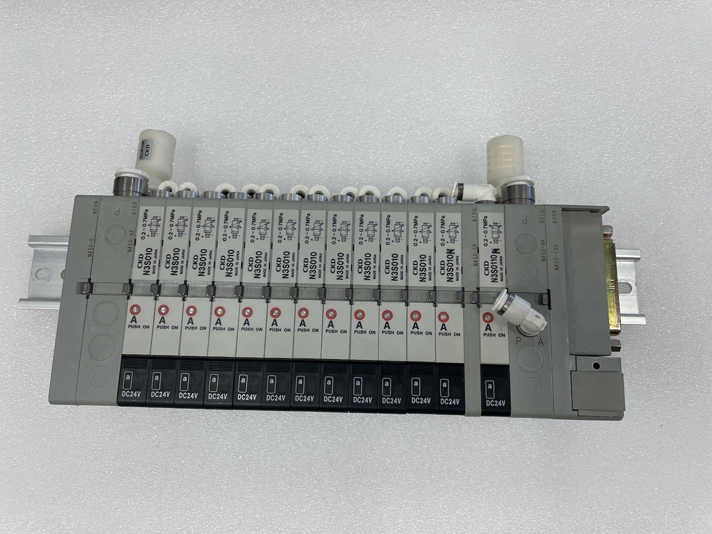 CKD N3S010 Solenoid Valve Manifold DC24V