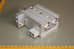 [220215/500125] Linear Actuator, 0.15-0.7 MPa, SMC MXS20-40AS