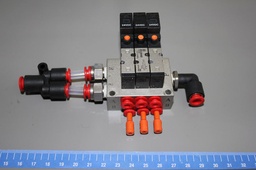 [HL640020/504596] MANIFOLD 3 POSITION, USED