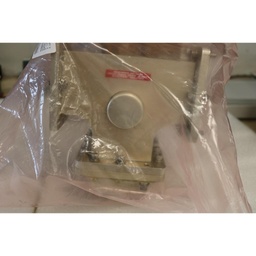 [790-098557-001/800142] Isolator Microwave Stripper