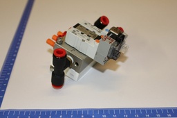 [2805-101599/501511] MANIFOLD, 3 POSITION, USED