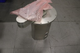 [CR-712V / 100992] Hitachi M712, CR-712V Waferhandling clean robot with double end effector