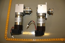 [3557K012C/501674] Motor with Gearbox, S17WR4G-30:1