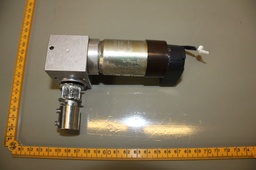 [3557K024CR/501676] Motor with Gearbox, S17WL4G-30:1
