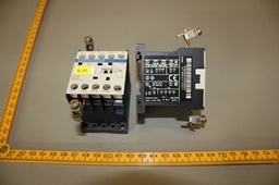 [LP4K 0910/504850] RELAY CONTACTOR, LOT OF 2