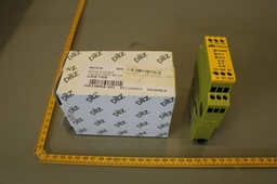 [PNOZ X2/505278] SAFETY RELAY 24 VAC-DC, PILZ 599748