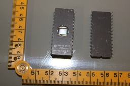 [U1009SS0/506137] EPROM, NO. HN482764G-2, LOT OF 17