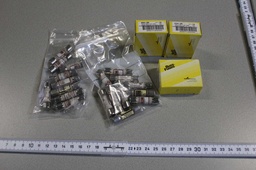 [KAA-25/507650] Fuse 25A 250V KAA25, Lot of 24